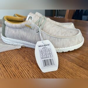 Men’s size 12 brand new with tags hey dudes